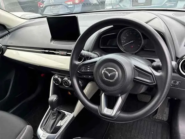 MAZDA MAZDA2 2023