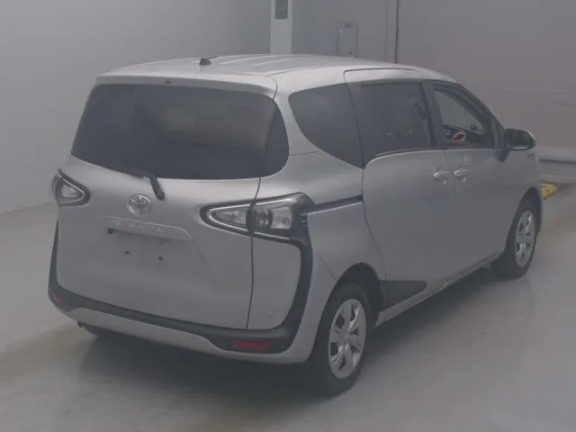 TOYOTA SIENTA 2022