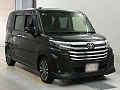 TOYOTA ROOMY 2023